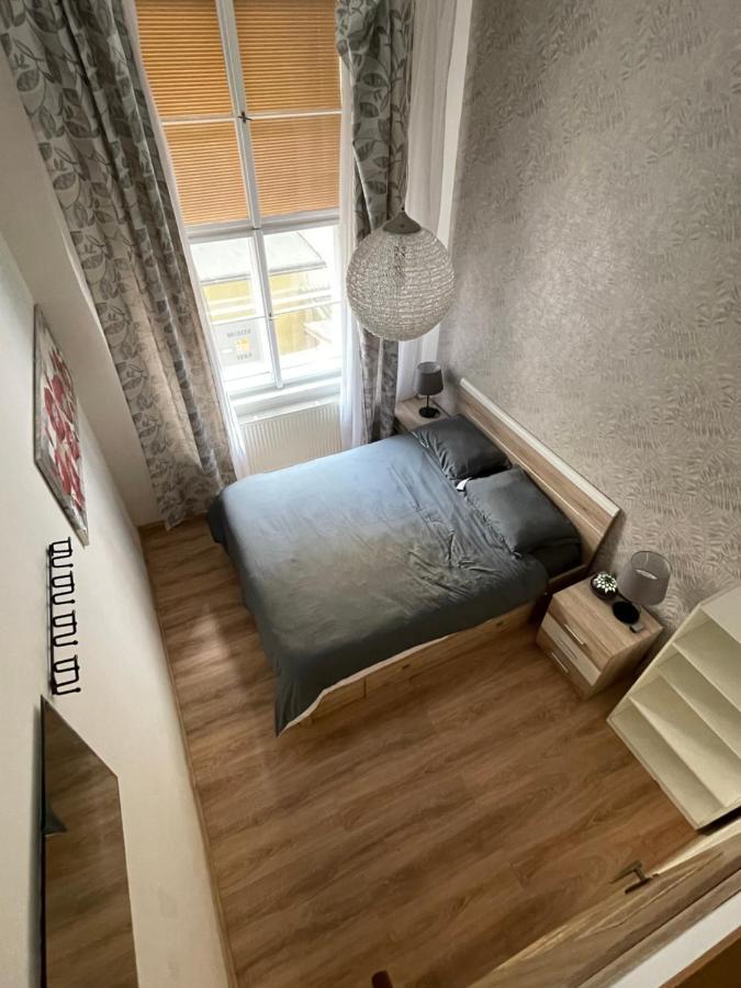 Wenceslas Square Two-Floor Apartment Prag Exteriör bild